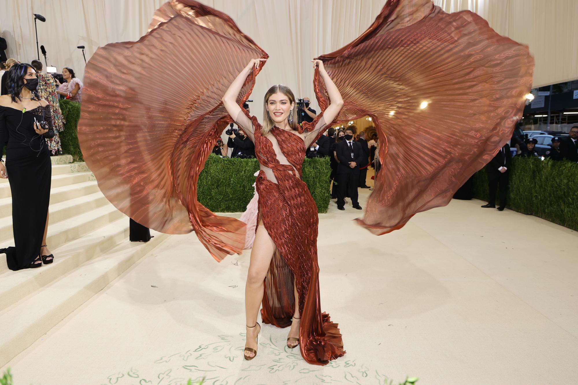 Met Gala 2021: найбільш сліпучі образи зірок з червоної доріжки &quot;Оскара&quot; в світі моди