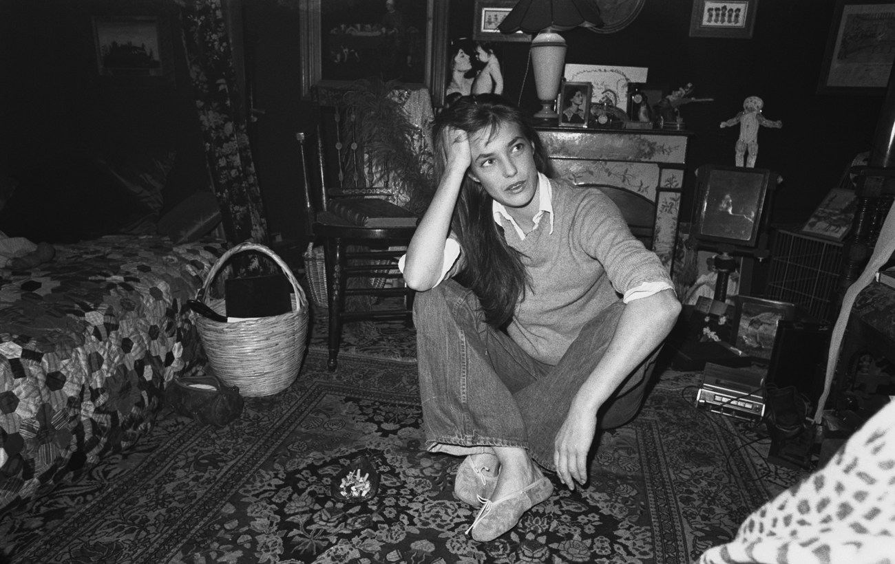 Никогда не выходят из моды: 5 вещей, которые Джейн Биркин сделала трендовыми навсегда