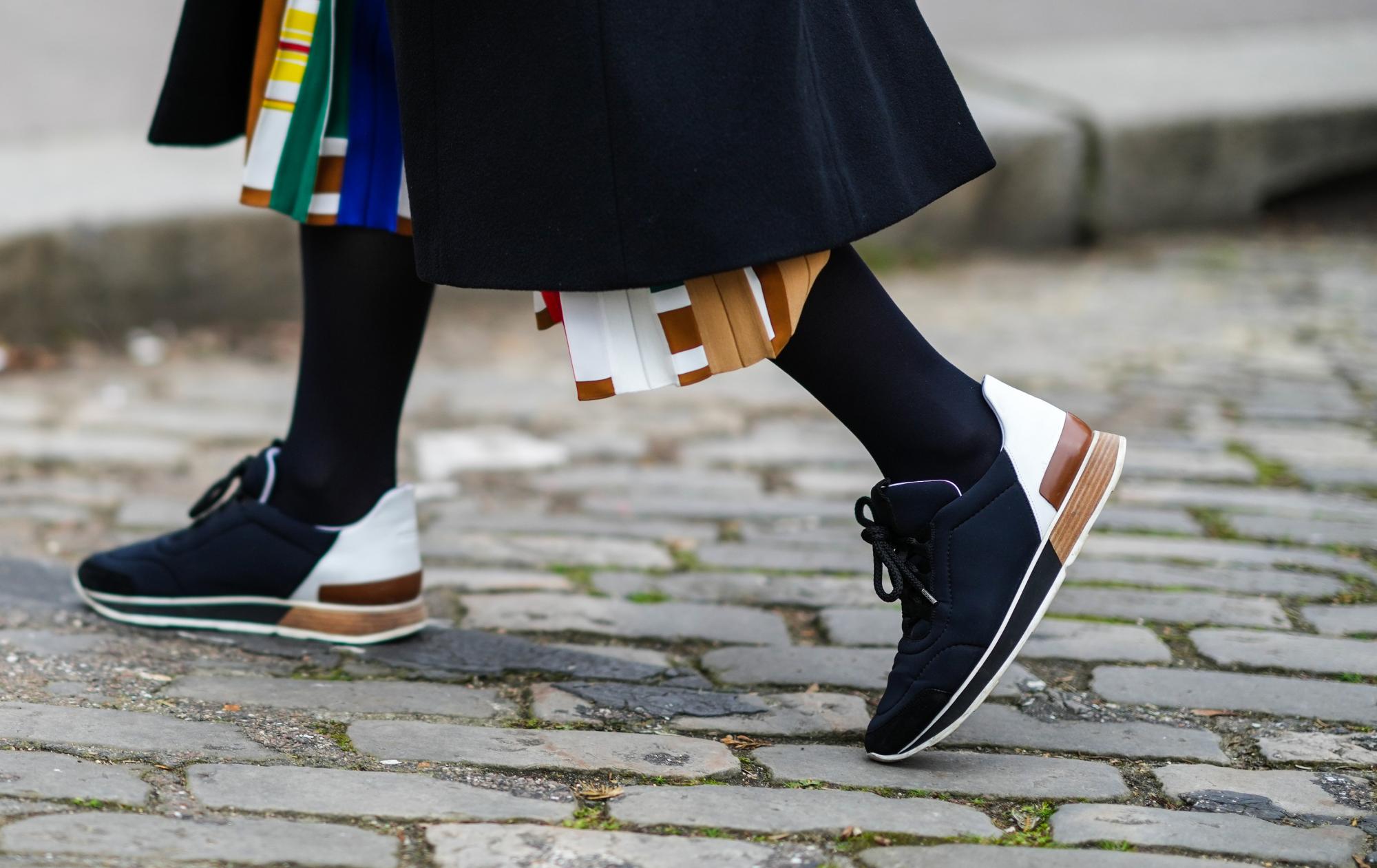 Канье Уэст и Джулия Фокс – звезды стритстайла на Неделе моды в Париже: яркие образы пары и других гостей