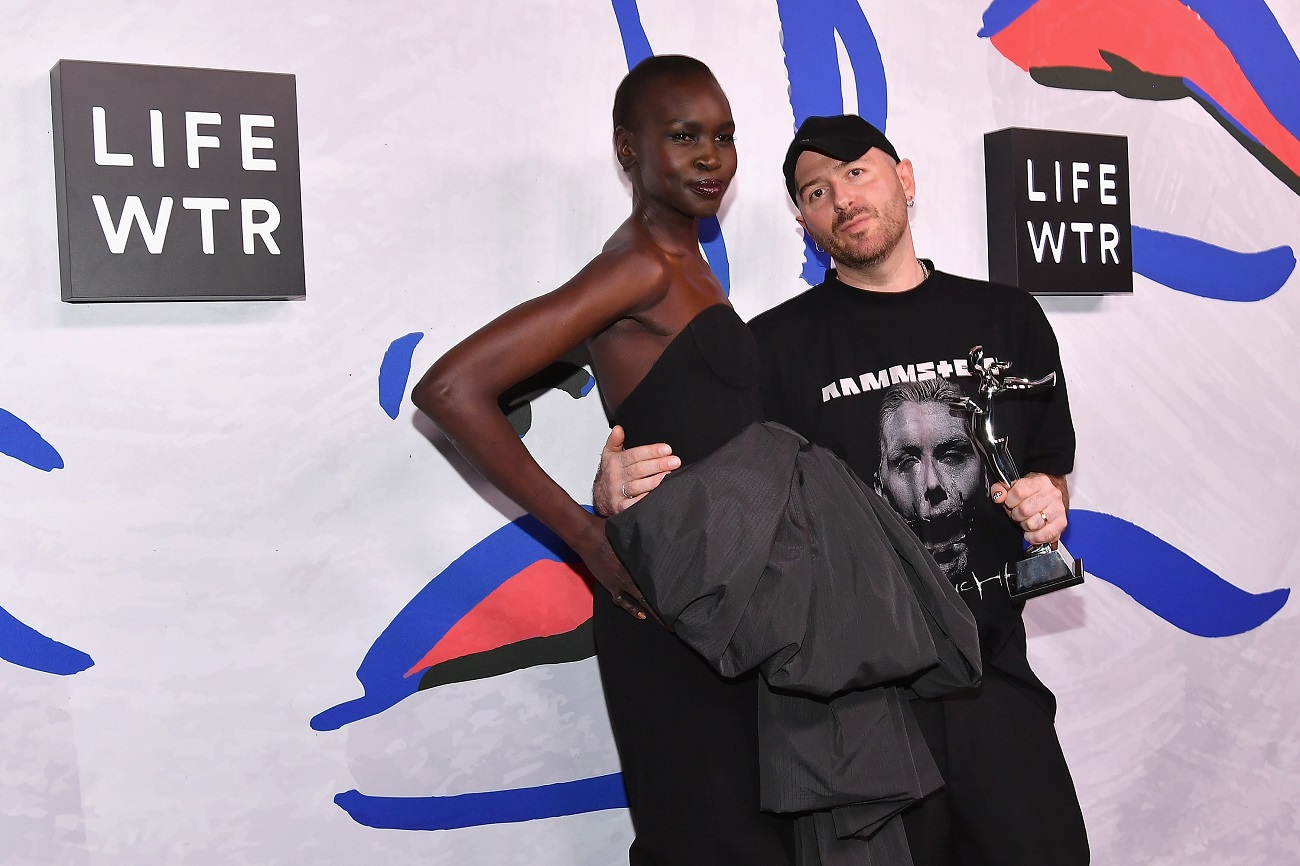 Феномен Balenciaga: як бренд для іспанської знаті став найбажанішим у світі