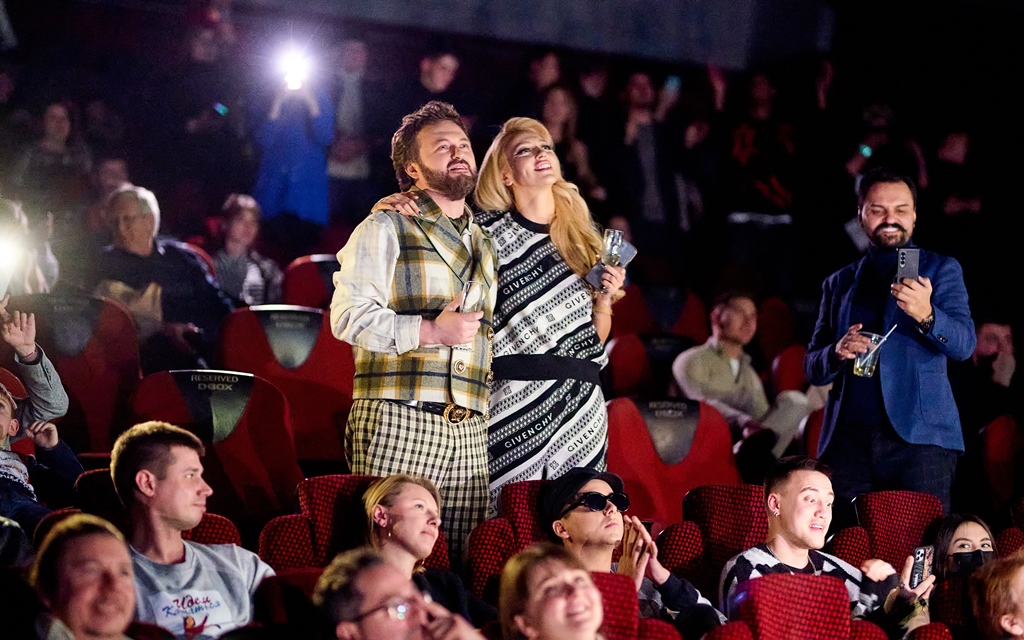 Нові герої і "Щасливі люди": чим українців дивуватиме святкове шоу "Новорічна Маска"