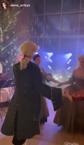 Бал і козаки: Осадча і Горбунов потрапили в різдвяну феєрію в стилі українського бароко