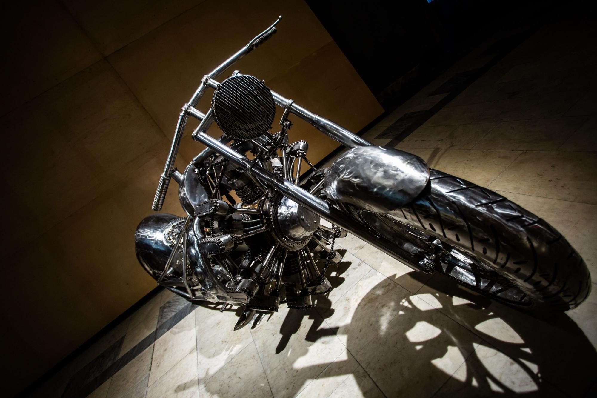 "Звездные войны", "Игра престолов" и Marvel: топ персонажей на уникальной выставке в Киеве