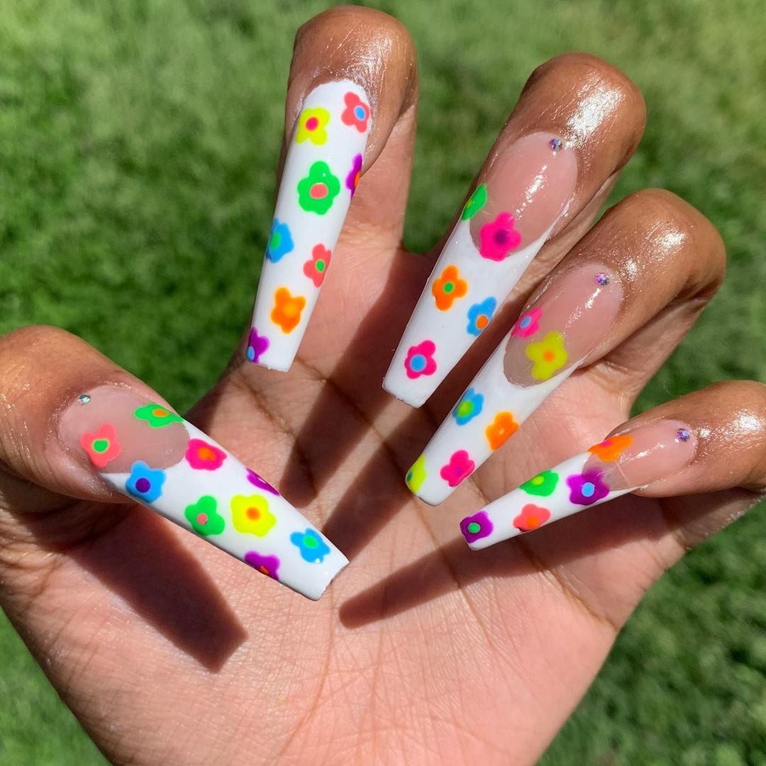 Тренд кавайи из Японии: этот яркий маникюр будет особо актуальным в 2022 (фото, видео)