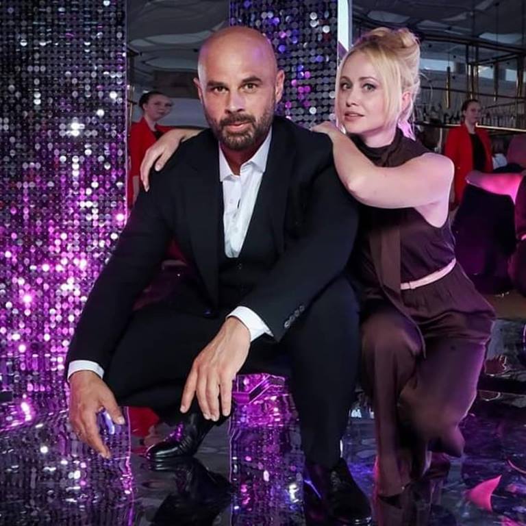 Зірка серіалу "Топтун" відверто розповіла, чи зайняте її серце в реальному житті