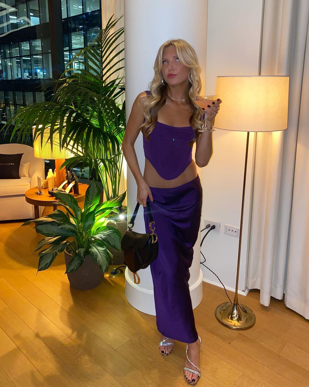 Спасибі TikTok: локони в дусі Вероніки Лейк повертаються – туторіал