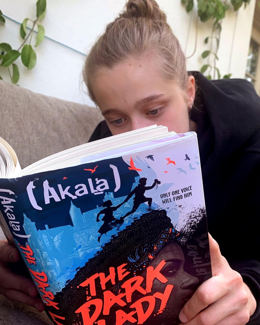 Які ж вони красиві! Анджеліна Джолі вперше показала дорослих дочок в Instagram