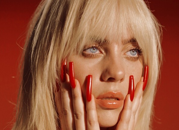 Кардинально и смело: 5 звезд, смену причесок которых в 2021 году обсуждал весь мир