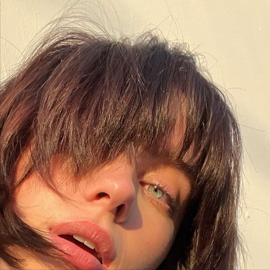 Кардинально и смело: 5 звезд, смену причесок которых в 2021 году обсуждал весь мир