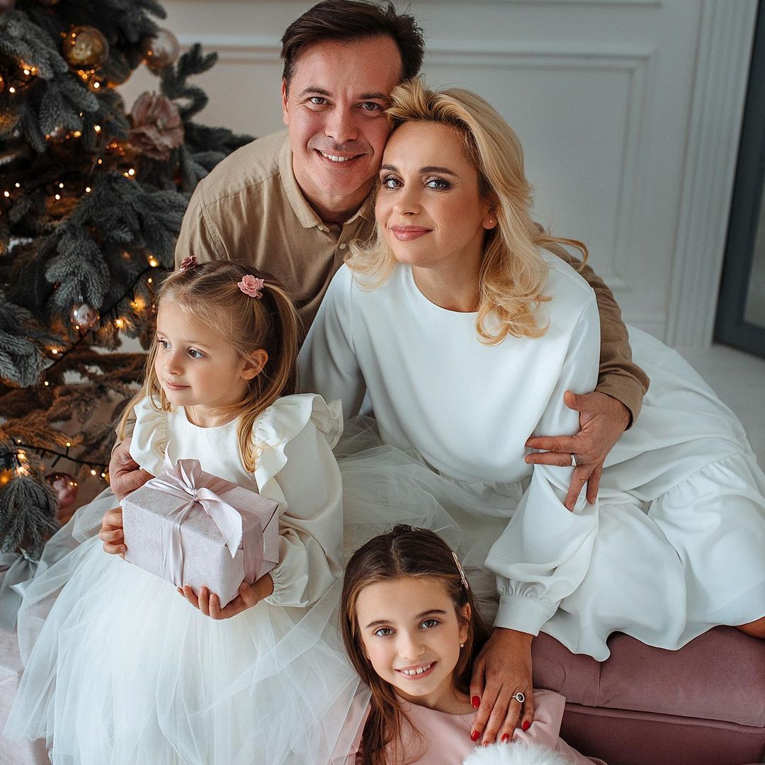 Ребрик в Новий Рік зачарувала абсолютним щастям з найближчими: "неймовірна сім'я"