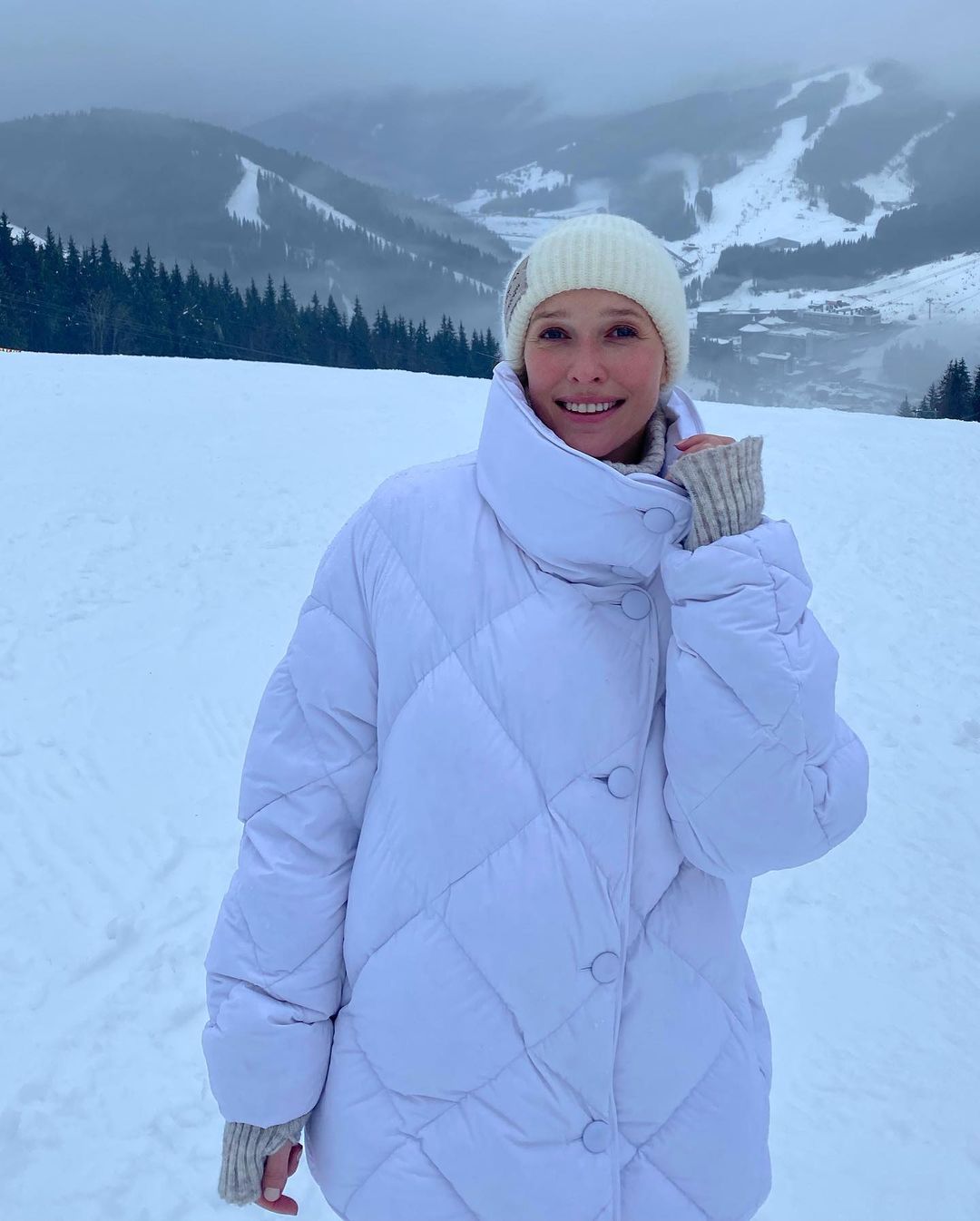 &quot;Як ви раніше були один без одного?&quot;Осадча і Горбунов захопили зимовою казкою в Карпатах