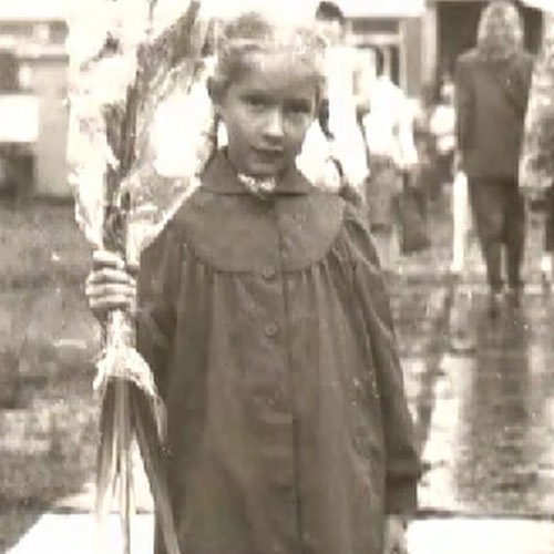 Осадчая и Горбунов удивили архивными школьными фото: такими их еще не видели