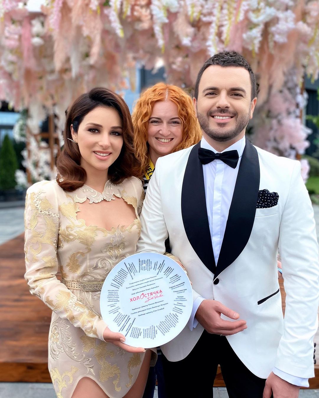 Кінь гвинтокрил і розбитий келих: найяскравіші і скандальні появи женихів наречених перед Холостячкою (відео)