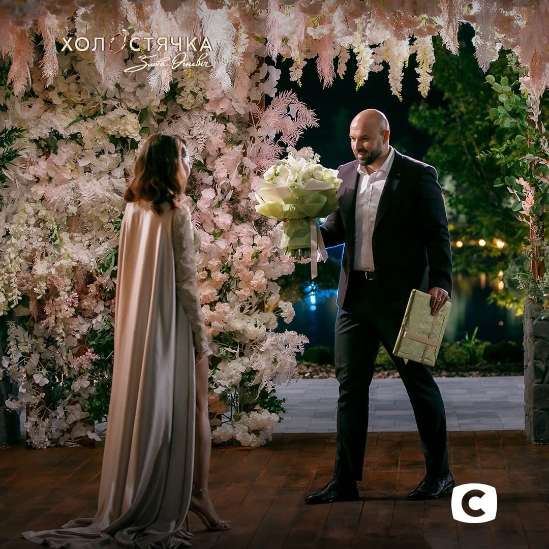 Була всього година: учасник &quot;Холостячки 2&quot; розповів про особливий несподіваний подарунок для Огнєвічь