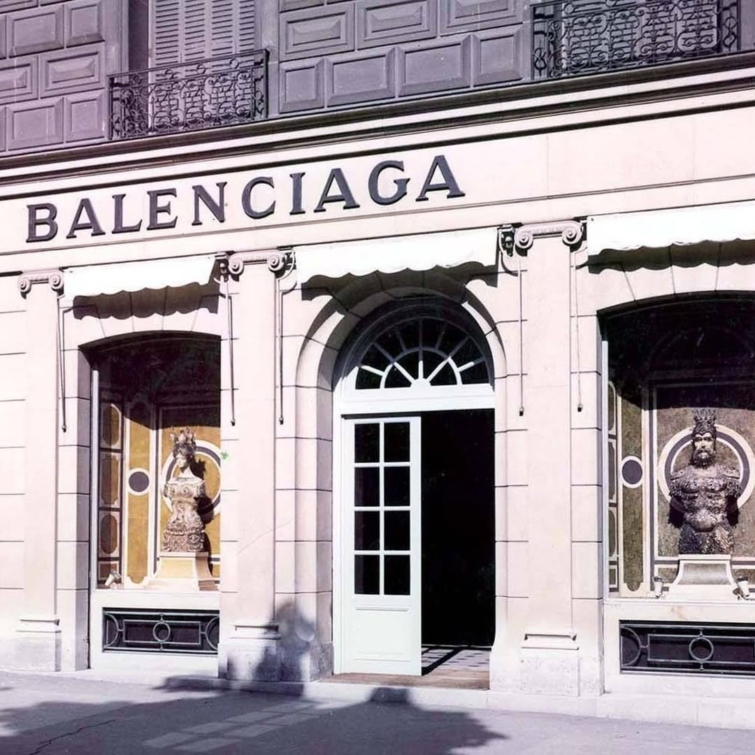 Феномен Balenciaga: як бренд для іспанської знаті став найбажанішим у світі