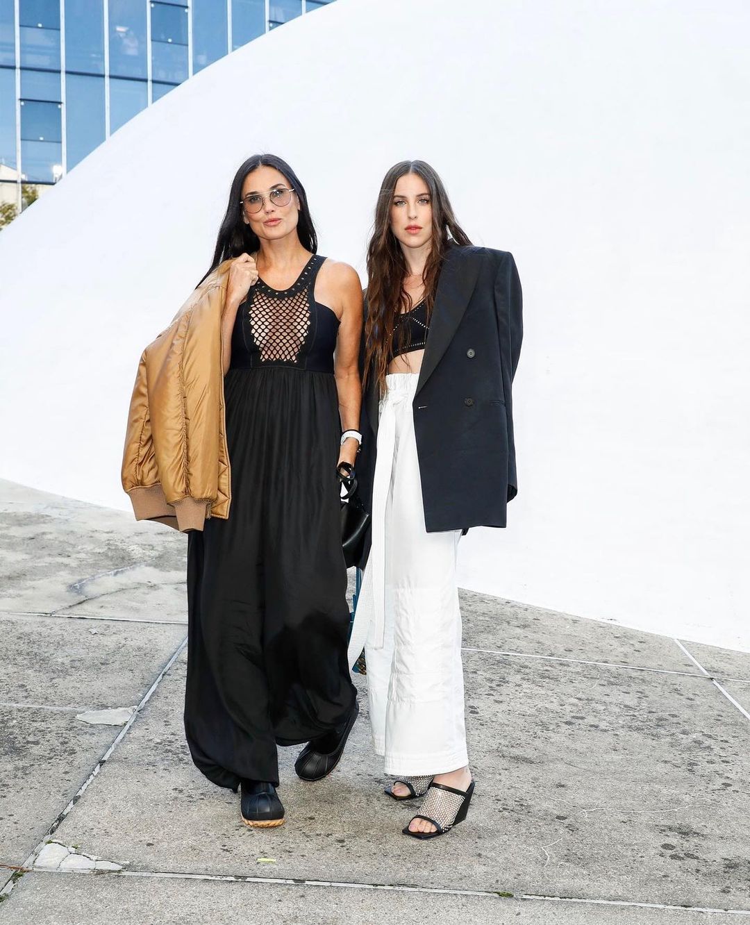 Демі Мур - 59: топ-10 стильних образів актриси, які варто повторити