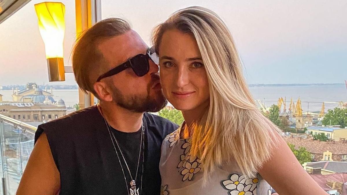 Сергей Танчинец женится во второй раз: невеста певца показала обручальное кольцо (фото)