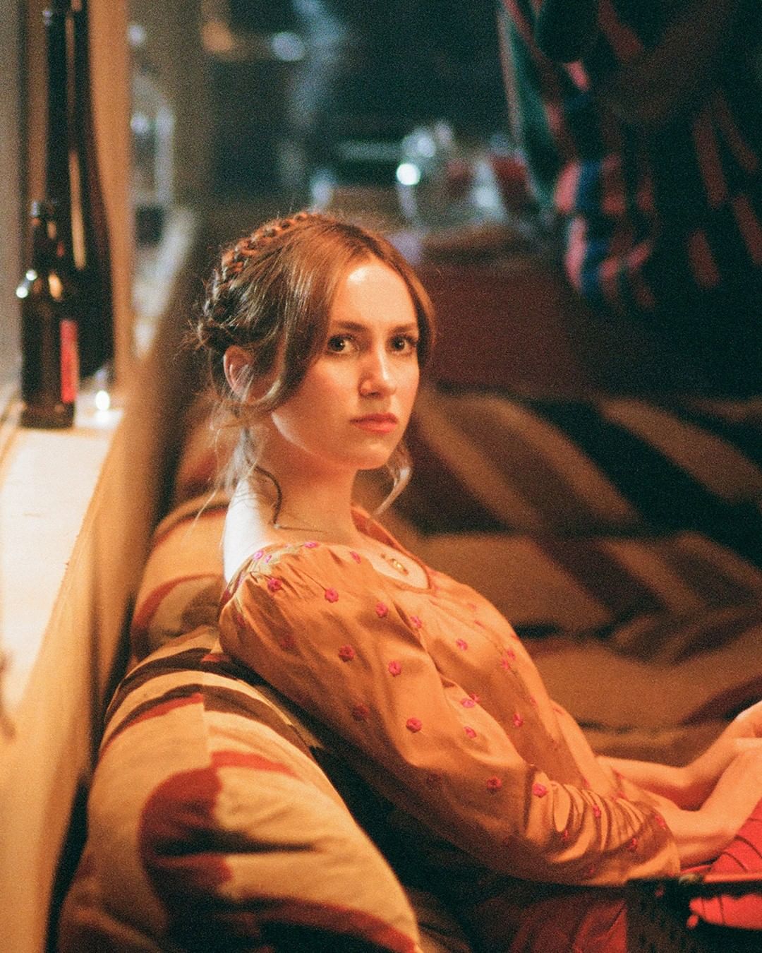 Эстетика 2000-х возвращается: как одеться в стиле героинь сериала "Эйфория"