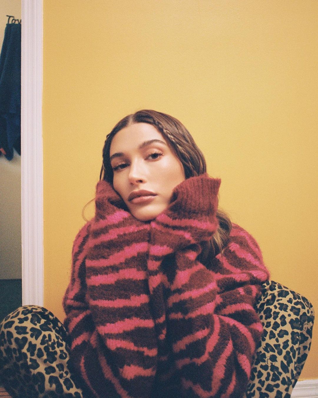 Оверсайз в треде: звездные стилисты рассказали, как носить мешковатые вещи в 2022 (фото)