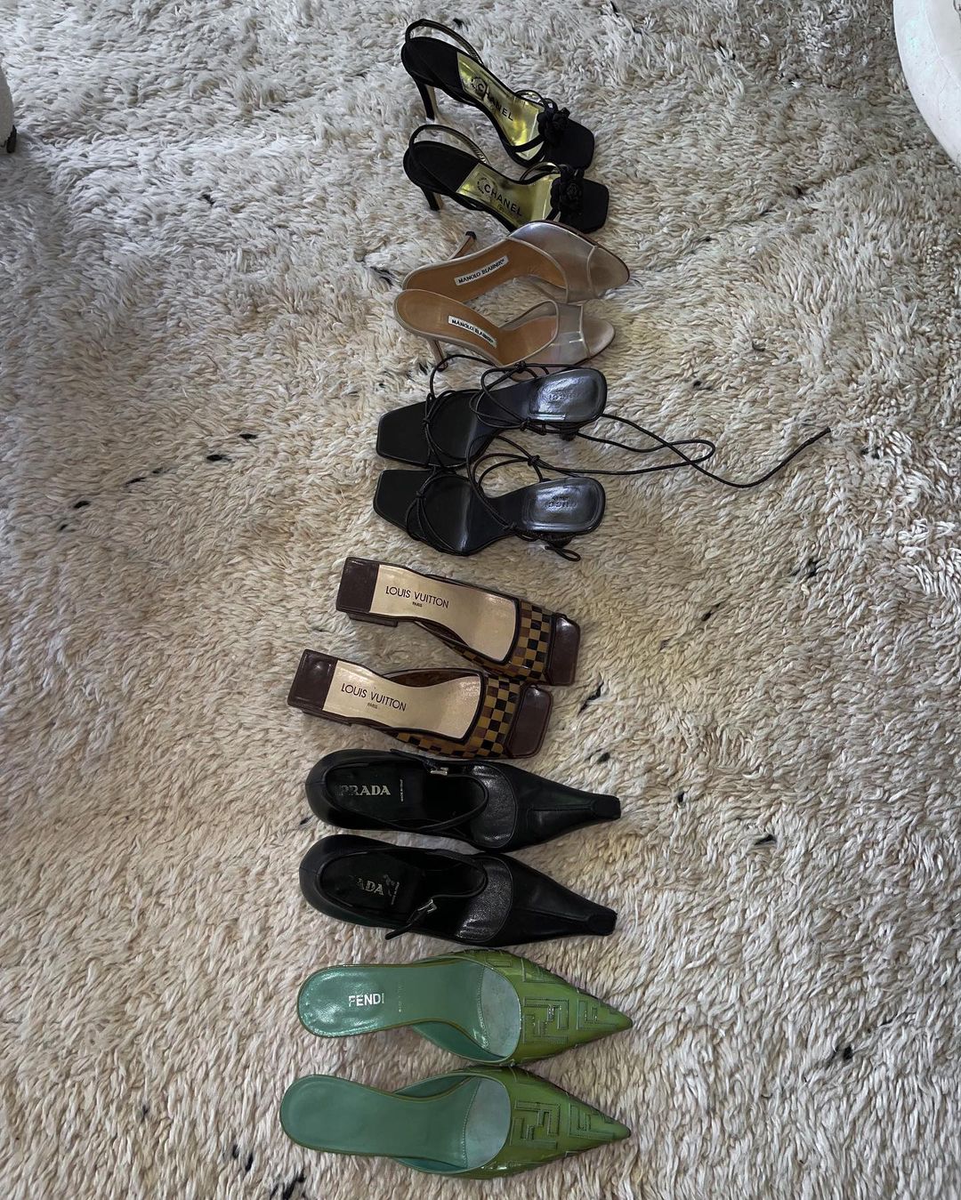 На івент: стиліст розповіла, як виглядати презентабельно, не витративши всі гроші