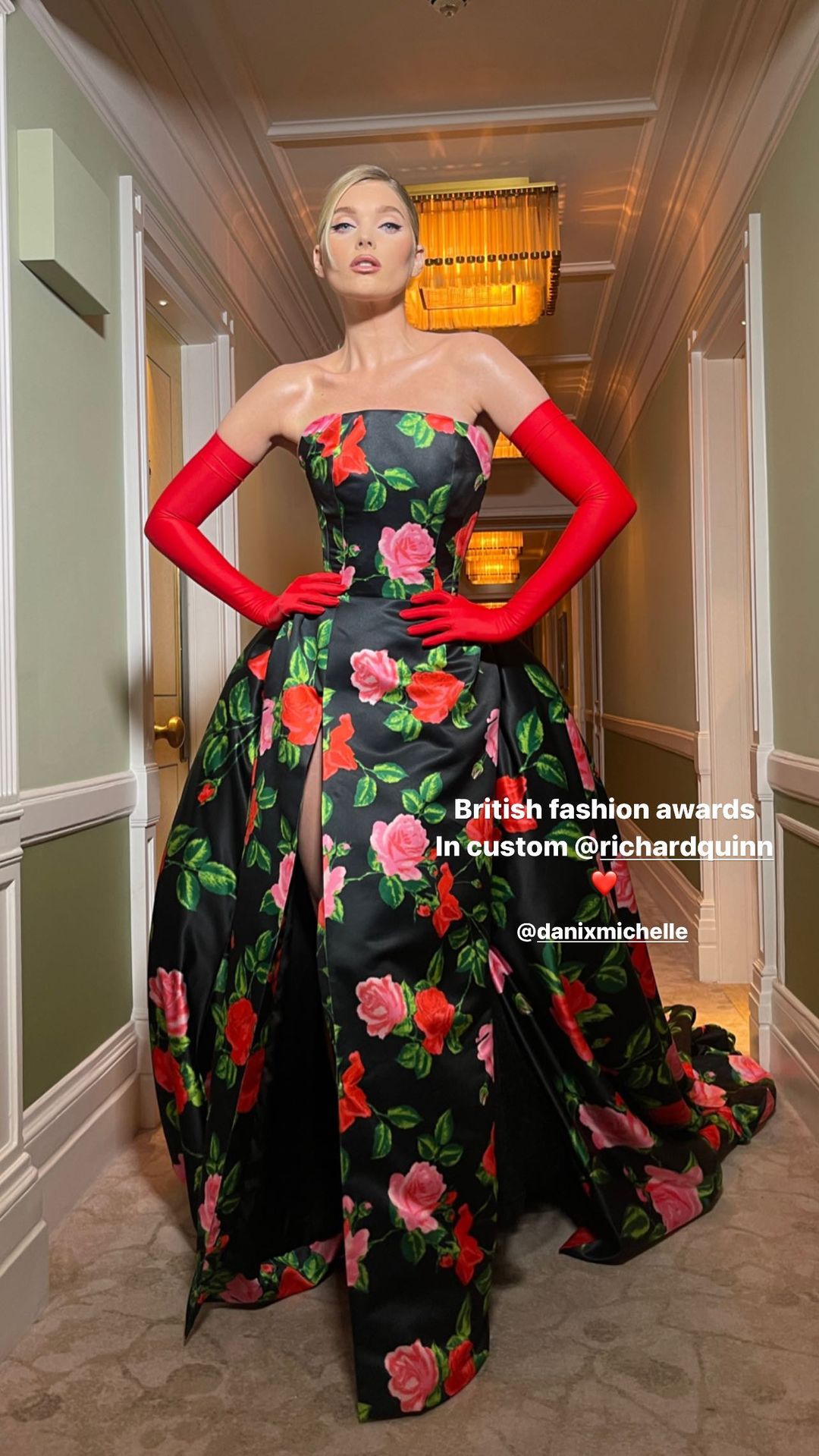 Деми Мур, Дуа Липа, Кейт Бекинсейл и другие: топ-10 лучших образов Fashion Awards 2021