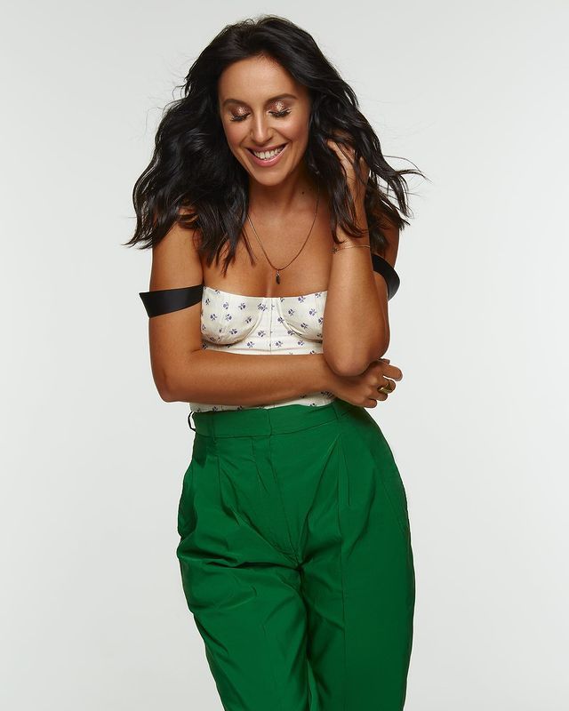 Именинница Джамала в корсетном лифе покорила цветущим видом: муж душевно обратился к ней