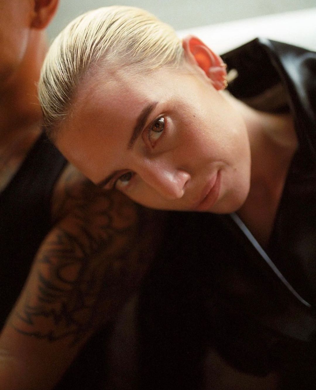 Разом вже півроку: Бред Пітт знайшов собі нову дівчину, і ви її точно знаєте