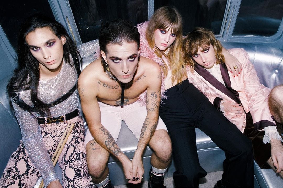 Абсолютна свобода: переможці &quot;Євробачення 2021&quot; Maneskin оголилися для глянцю - фото
