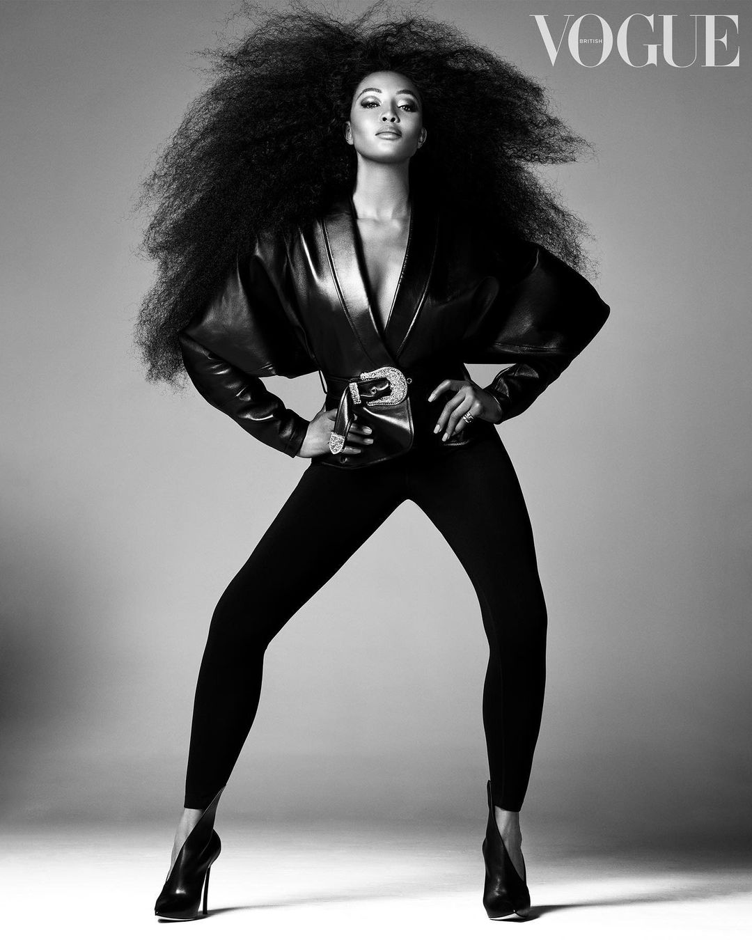 "Хочу еще детей": 51-летняя Наоми Кэмпбелл впервые показала дочь и рассказала о материнстве