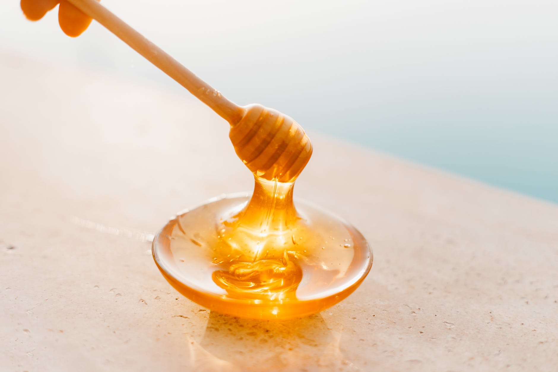 Превращается в яд: нутрициолог рассказала, как употреблять мед без вреда для здоровья