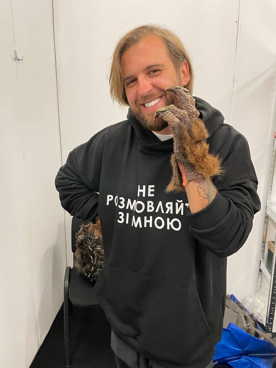 Юный и жизнерадостный герой "Маски" показал секретное видео из закулисья шоу