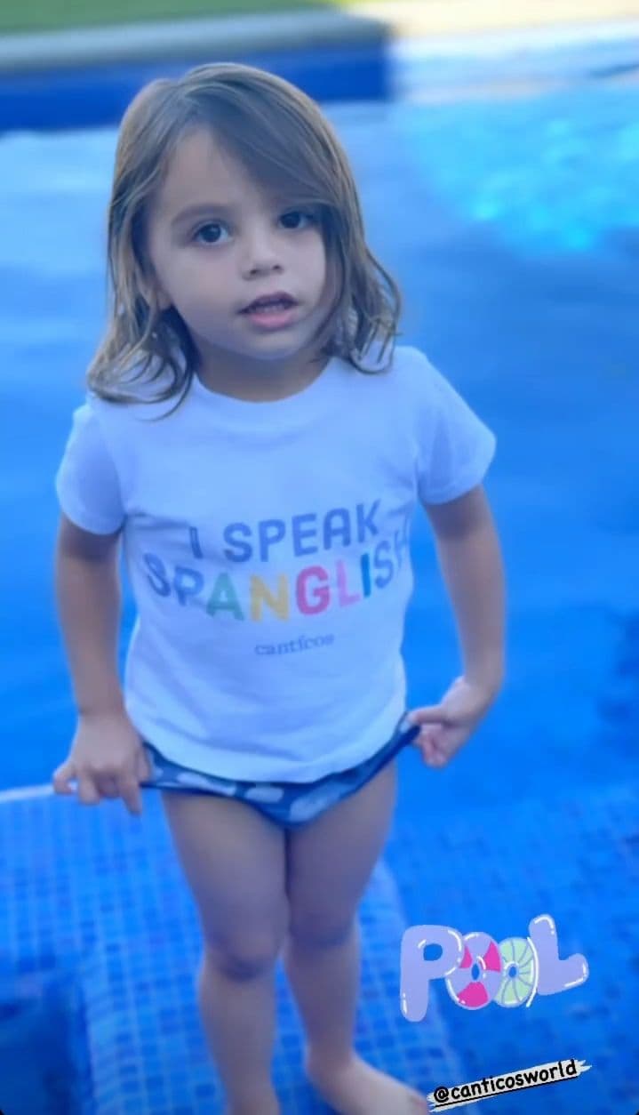 В ідеальній формі: 46-річна Єва Лонгорія захопила спортивною фігурою