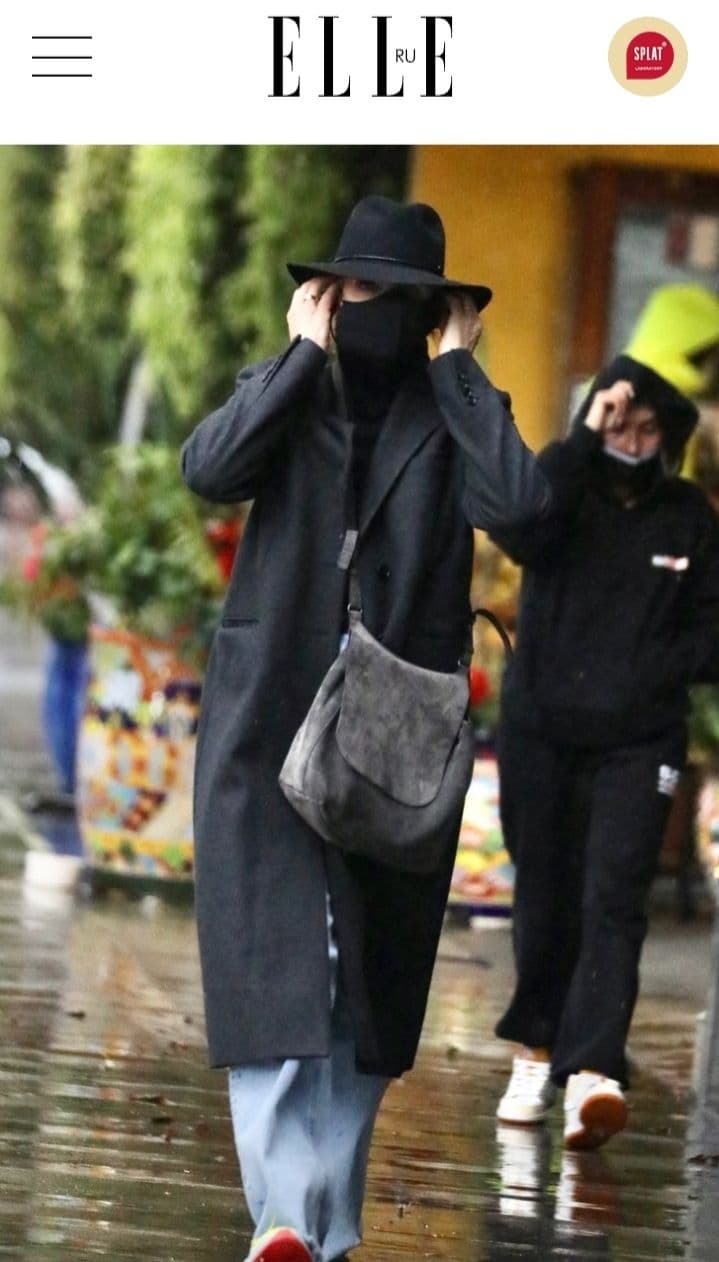 Чоловіче пальто і фетровий капелюх: занадто стильна Камерон Діаз не змогла сховатися від папараці