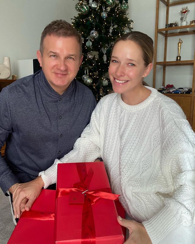 Бал і козаки: Осадча і Горбунов потрапили в різдвяну феєрію в стилі українського бароко