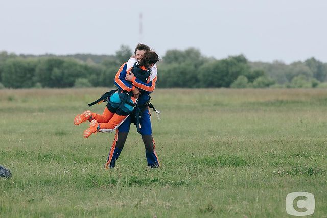 Мені все одно на ці троянди: учасник "Холостячки 2" пояснив свою поведінку на екстремальному побаченні з Огнєвіч