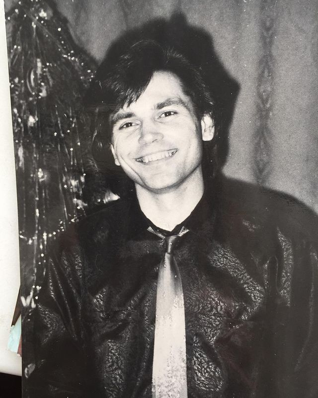 Такие молоденькие! Сумская очаровала романтикой с мужем на фото 25-летней давности в Новый год