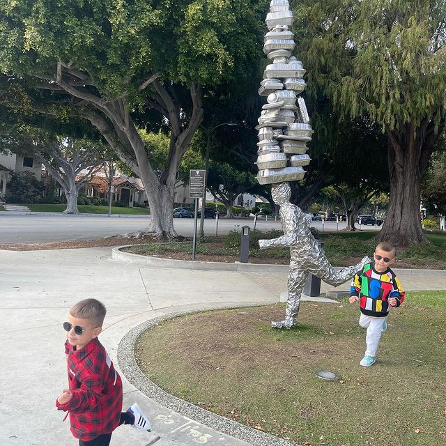 Просто не вірю очам: дружина Монатіка розкрила правду про поїздку в Лос-Анджелес з дітьми