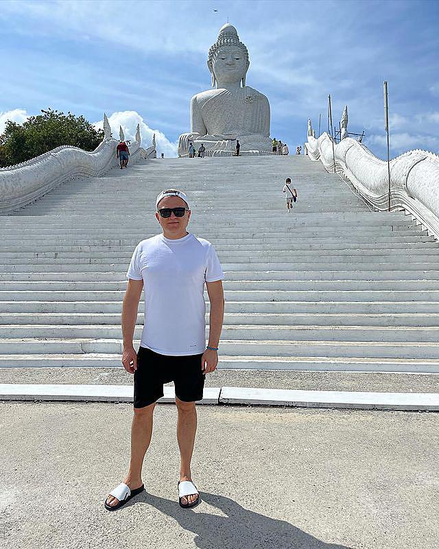 Счастливая Осадчая в бикини с Горбуновым и сыном восхитила райским отдыхом в Таиланде