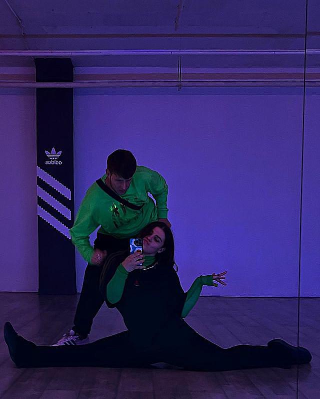 Оце зміни! KAZKA Зарицька вразила схудненням і зізналася, скільки скинула насправді