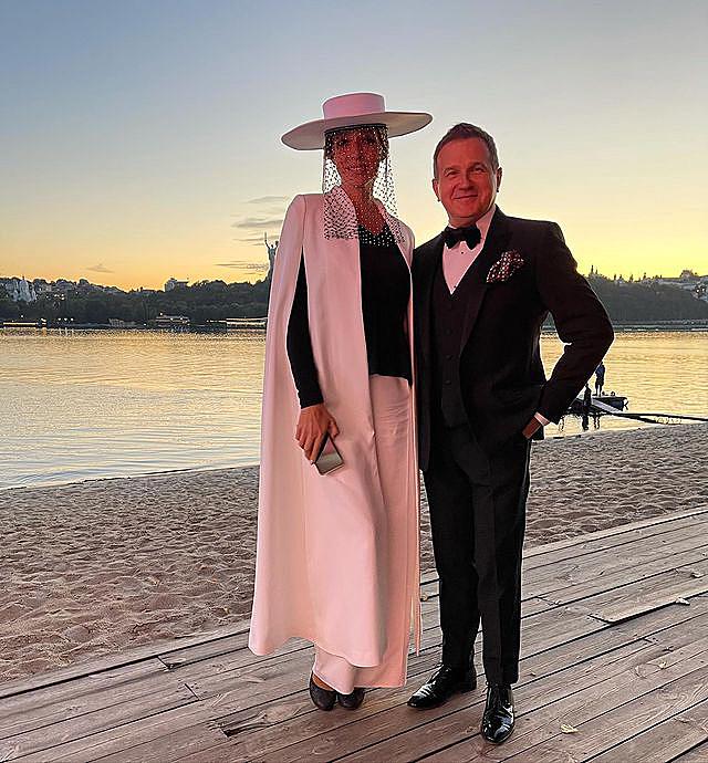 Елегантні Осадча і Горбунов вразили яскравим виходом у світ: &quot;оригінально і красиво&quot;