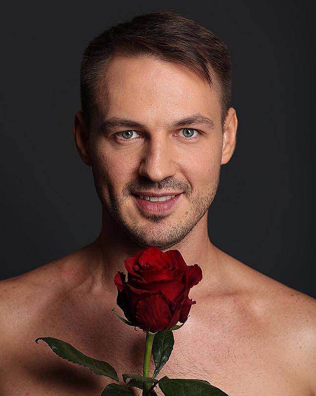 Складно, коли тебе відштовхують: экс-учасник "Холостячки 2" розкрив правду про свій відхід