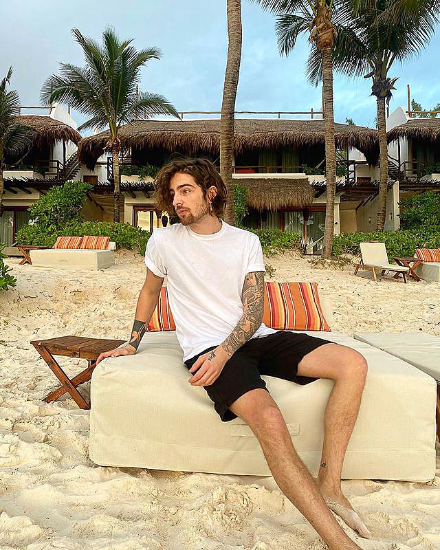 Не самое приятное зрелище: Дантес и Дорофеева в Мексике пожаловались на "неприятности"