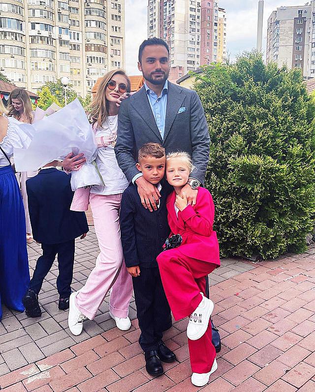 Слава Камінська возз'єдналася з екс-чоловіком з особливого приводу: &quot;мама щаслива&quot;