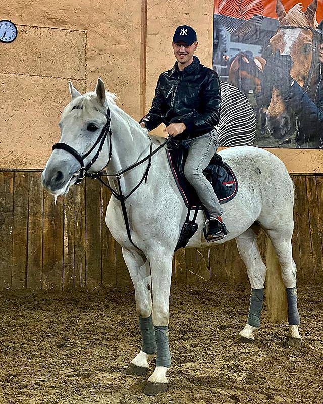 23 години на ногах: власниця коня-героя &quot;Холостячки 2&quot; розповіла правду про зйомки