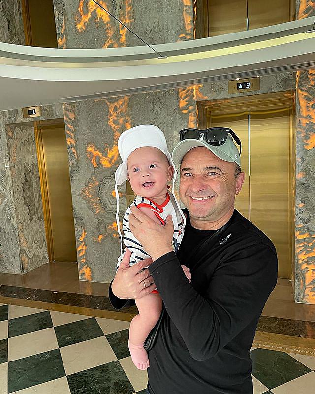 Сподіваюся, я впораюся: дружина Павліка заявила про нездужання і показала, чому її син в шоці