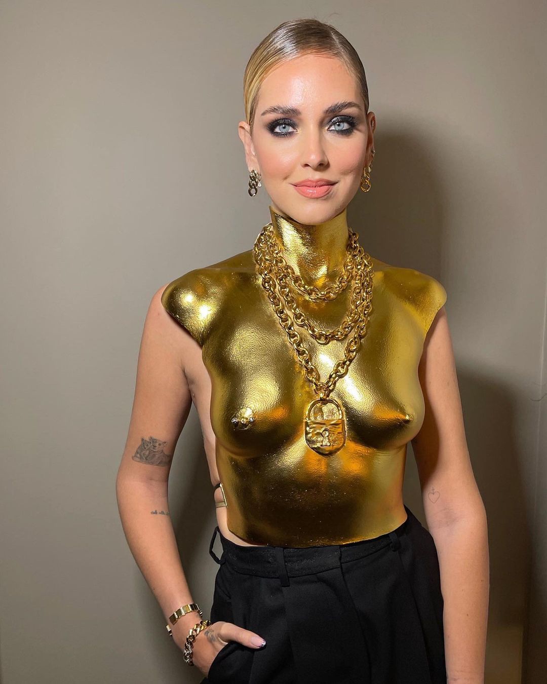 Мода на межі: чому бренд Schiaparelli полюбився світу і чому його ненавиділа Коко Шанель