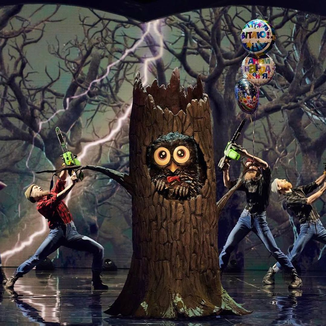 Юный и жизнерадостный герой "Маски" показал секретное видео из закулисья шоу