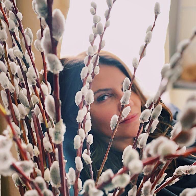 &quot;Холостячка&quot; Огневич засветила фаворитов, а Вакарчук впервые стал отцом: топ громких новостей недели