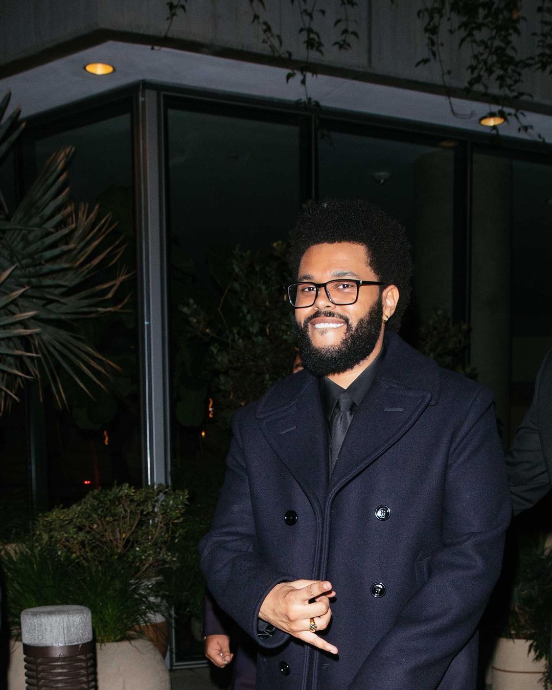 Это любовь: The Weeknd публично подтвердил роман с Анджелиной Джоли