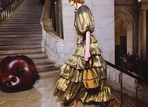 Больше гламура: самые яркие показы на Неделе моды в Нью-Йорке